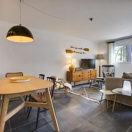 Lake Apart Apartment
